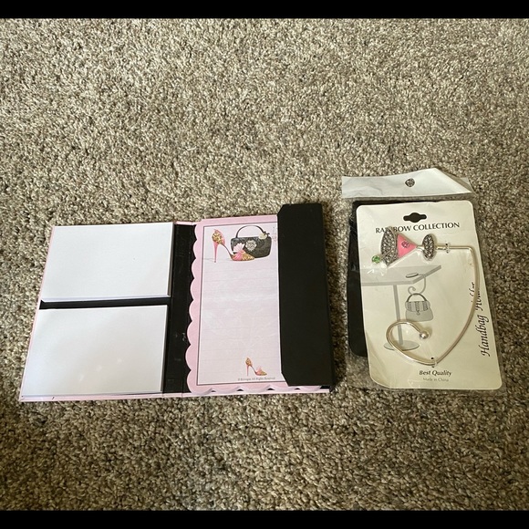 Notebook - Picture 3 of 3